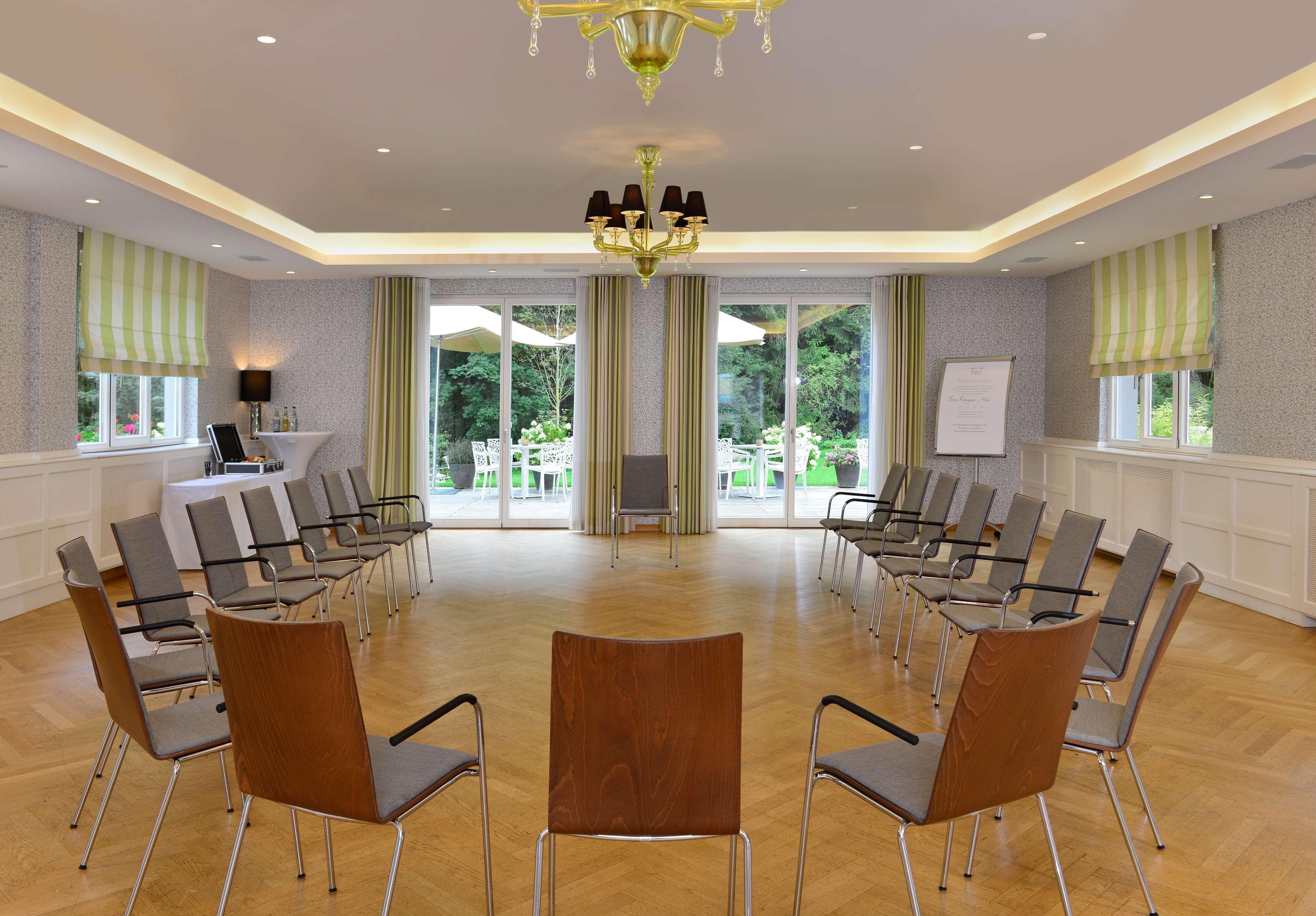 Waldhotel Stuttgart Bagian luar foto